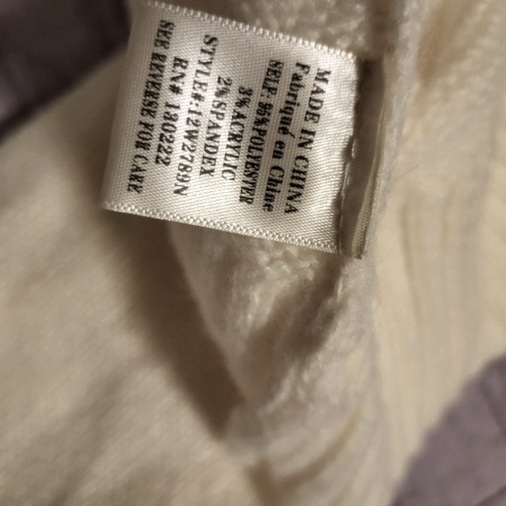 Large sweater Ivory Color - Picture 3 of 4